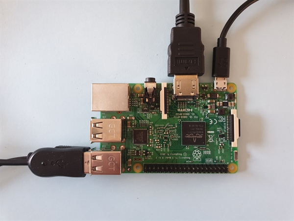 Raspberry Pi 3 + CMPS12 compass