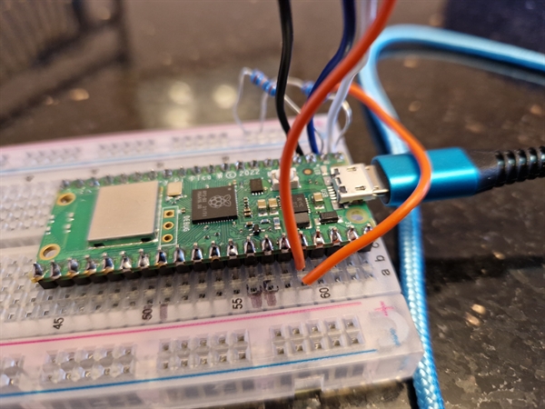 Raspberry Pi Pico W with CMPS12 compass