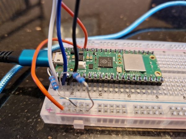 Raspberry Pi Pico W with CMPS12 compass