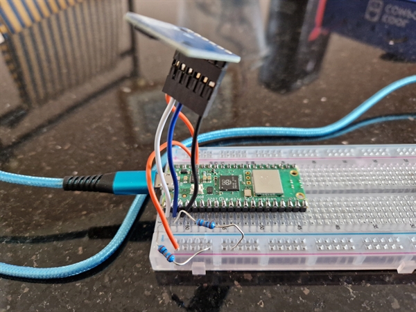 Raspberry Pi Pico W with CMPS14 compass