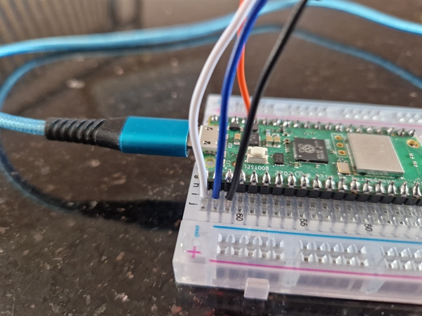 Raspberry Pi Pico W scanning the i2c network