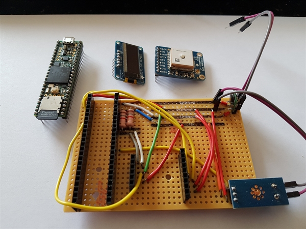 Teensy 3.6 + OLED 128x32 + Volt meter