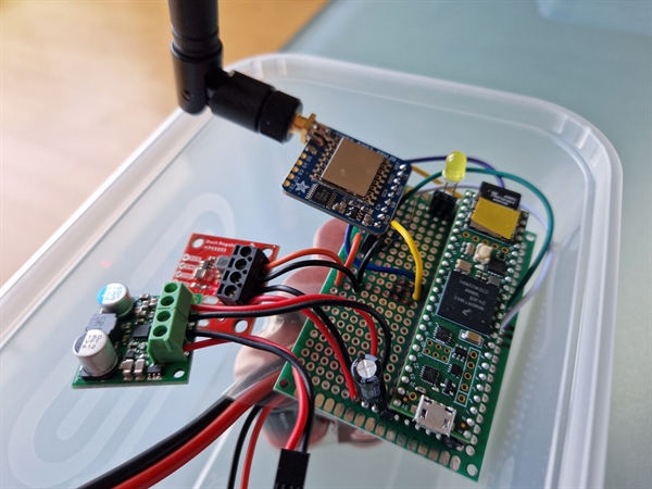 Teensy 4.1 + LoRa 433MHz + Addressable